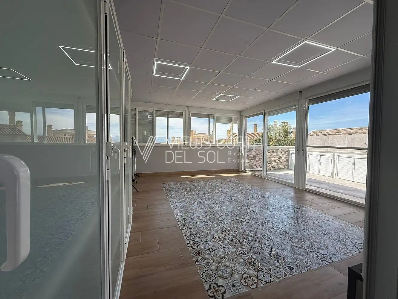 Terrassa de Apartament en venda en Vélez-Málaga amb Aire condicionat, Calefacció i Jardí privat