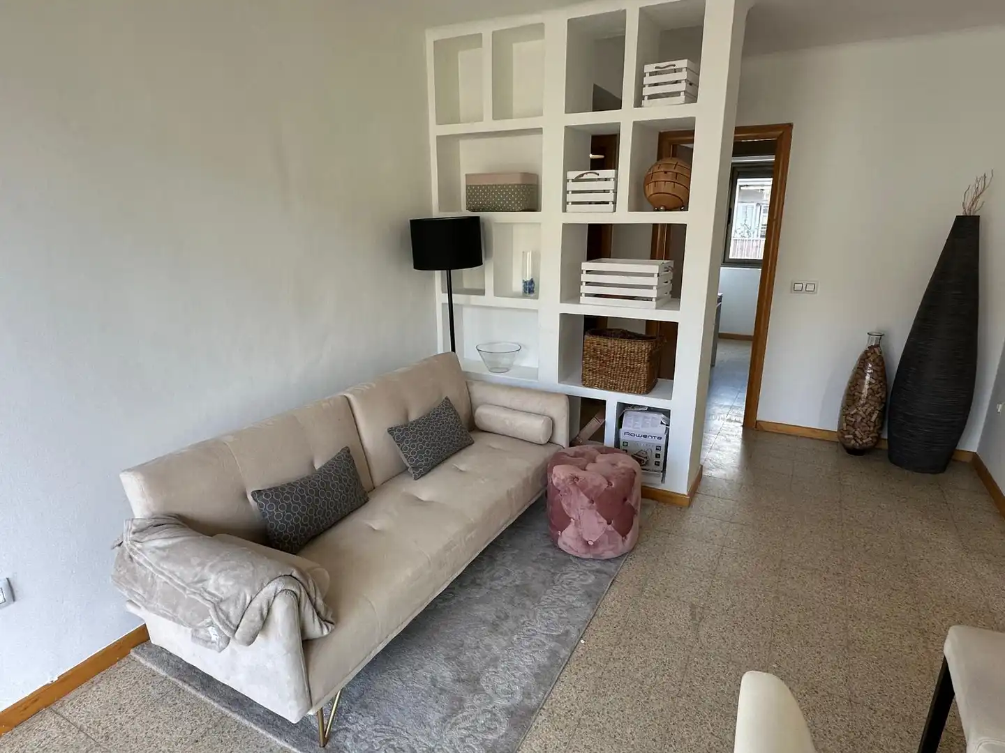 Sala de estar de Piso en venta en Girona con Terraza, Amueblado y Horno