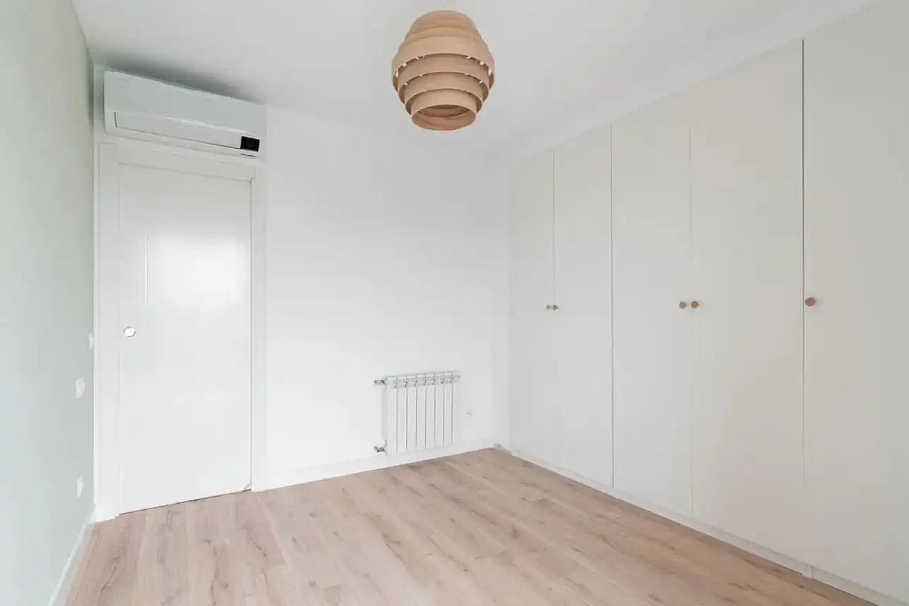 Habitación de Piso en venta en Madrid con Aire acondicionado y Calefacción