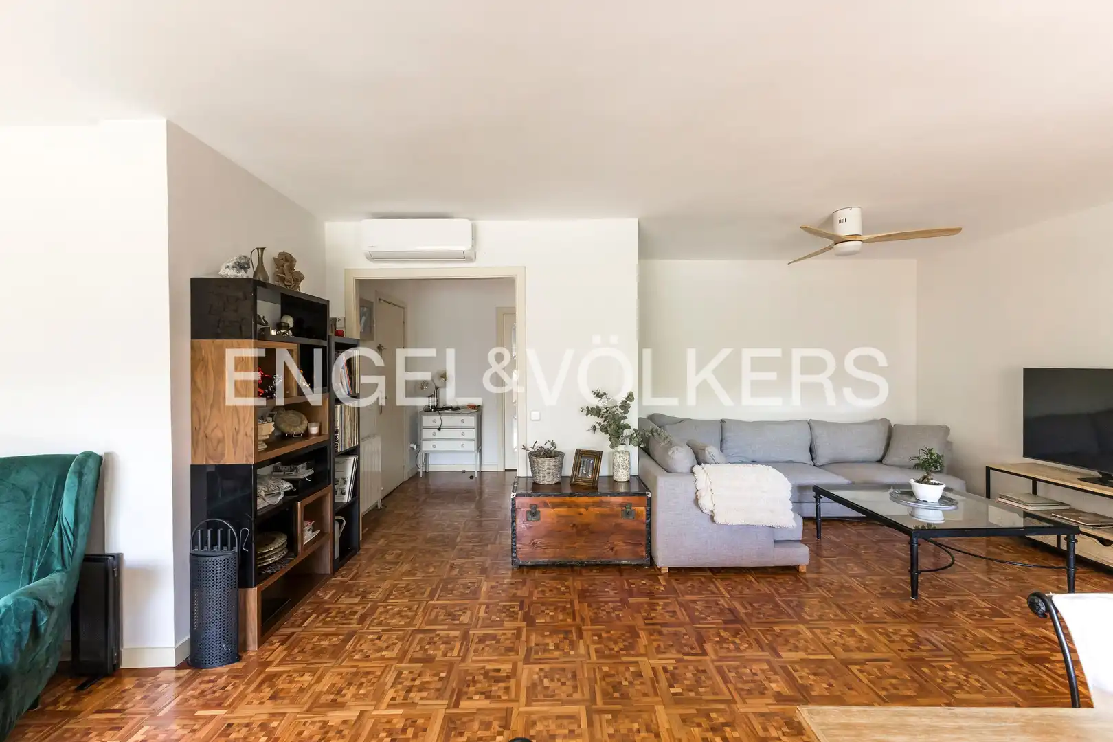 Sala de estar de Piso en venta en Villanueva de la Cañada con Calefacción, Terraza y Trastero