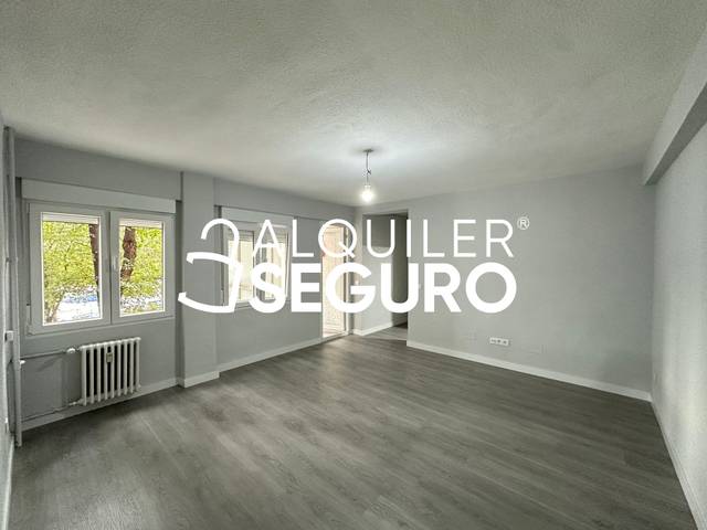 Piso en Alquiler en Ocho en Rejas