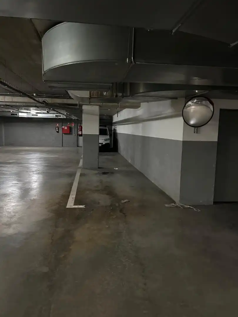 Parkplatz von Garage zum Verkauf in Rubí