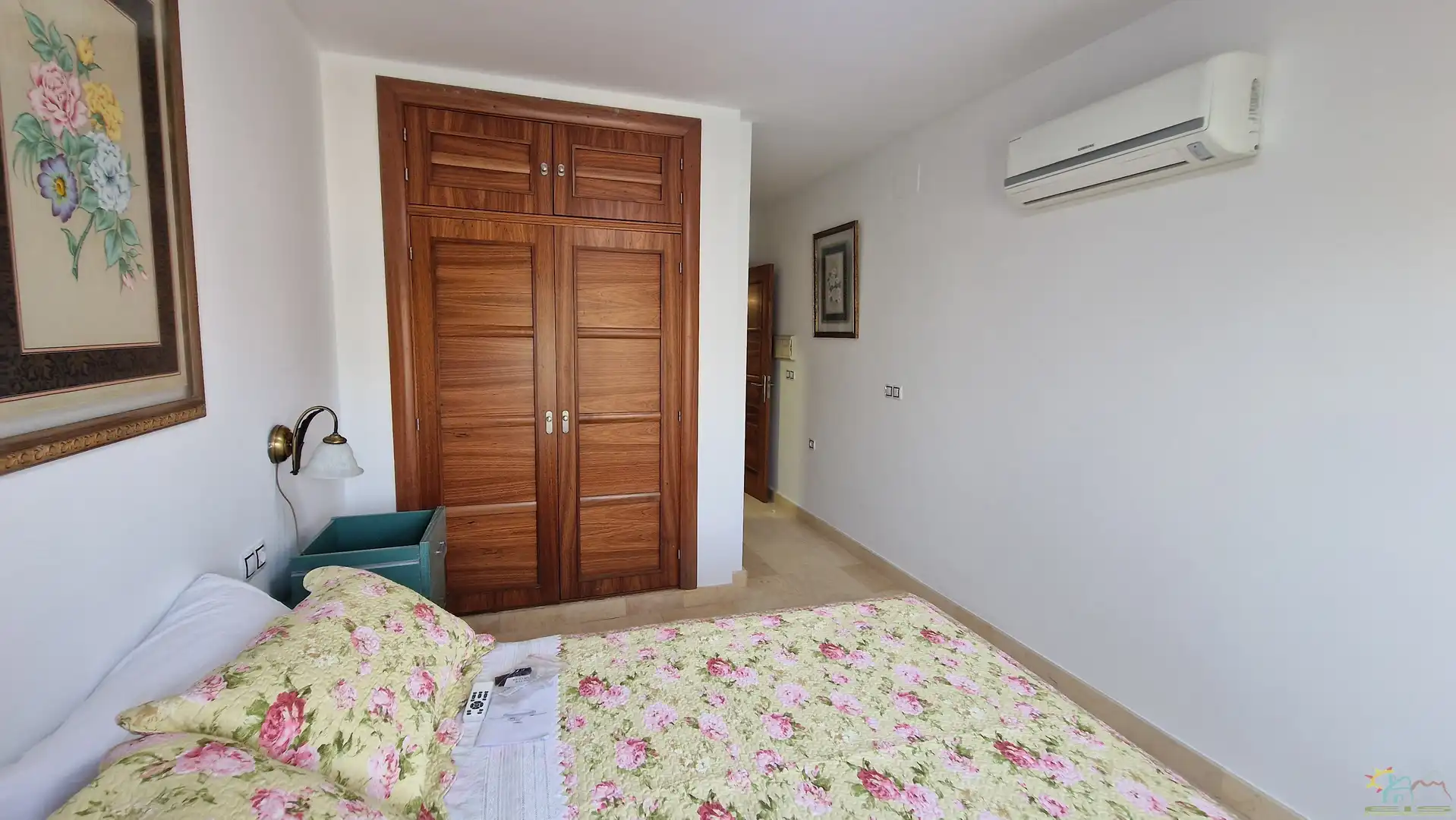 Schlafzimmer von Einfamilien-Reihenhaus zum Verkauf in Diezma mit Klimaanlage, Heizung und Privatgarten