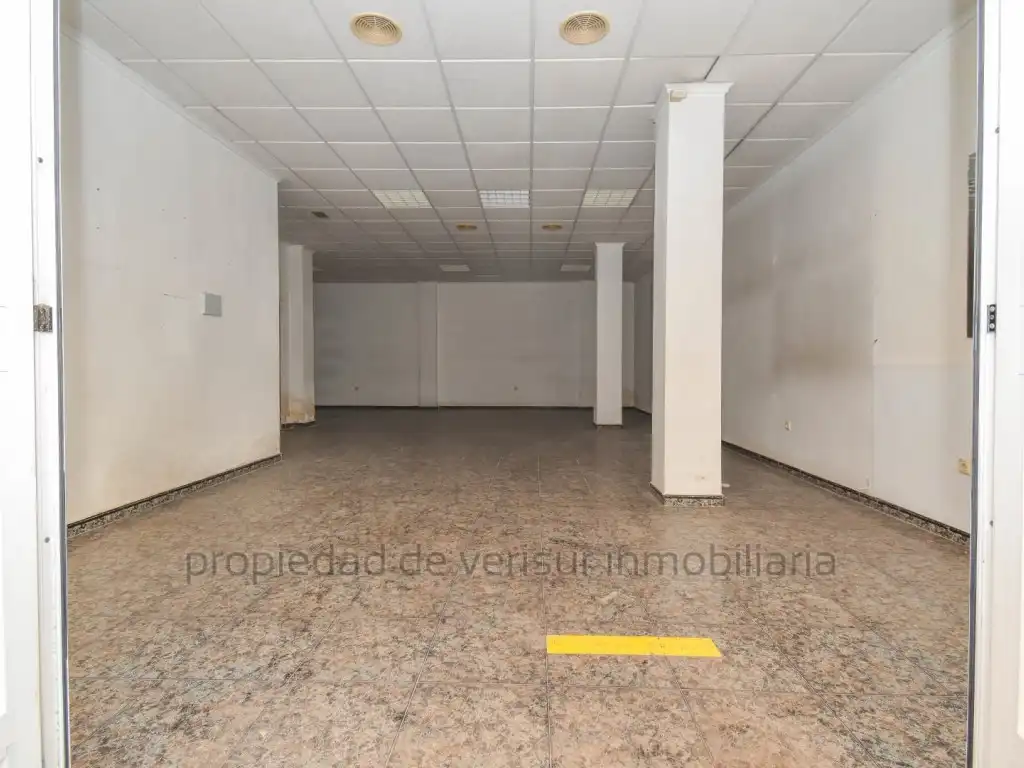 Local comercial de lloguer a Casco Antiguo, imagen 2