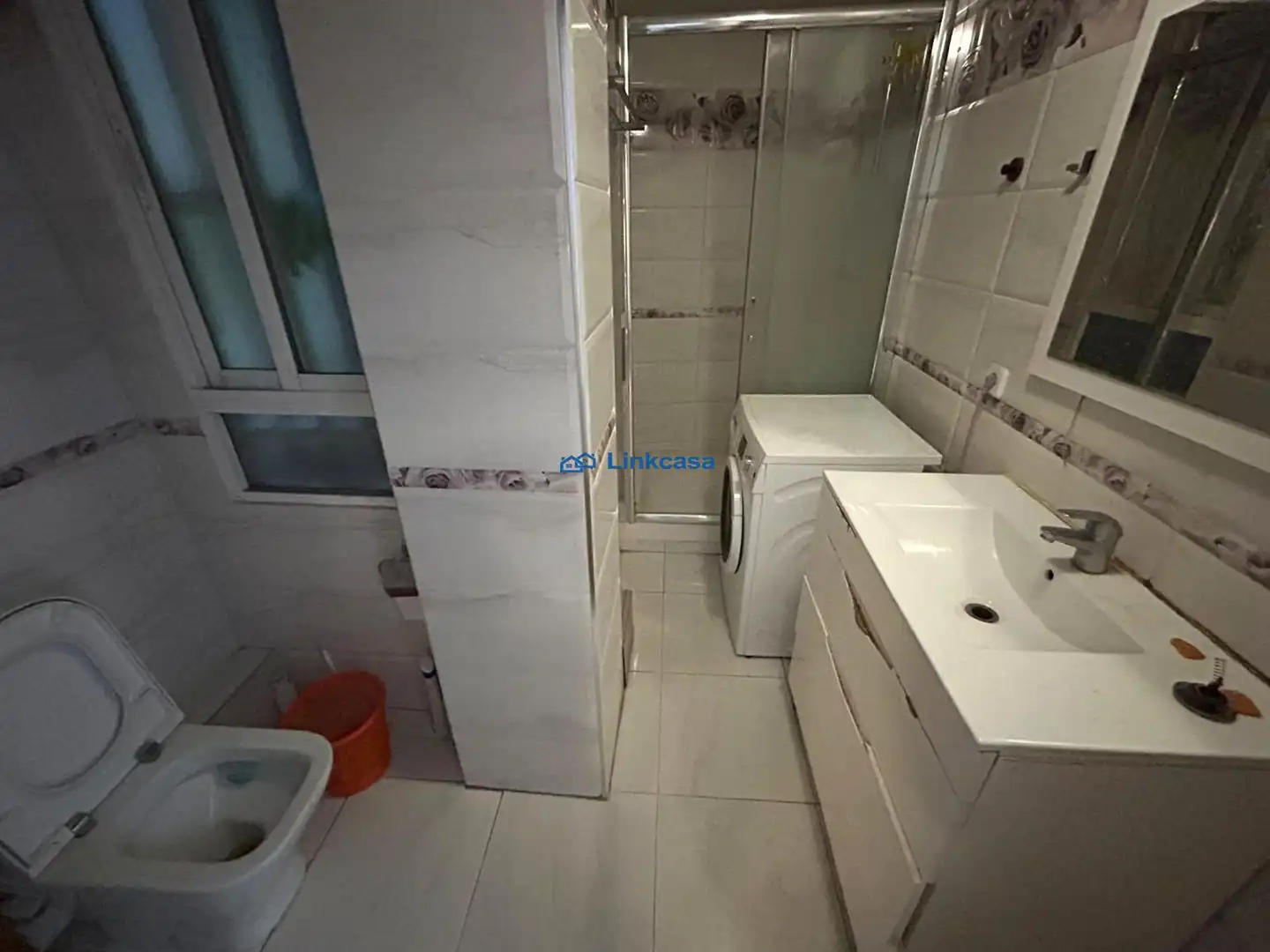 Baño de Piso en venta en Madrid con Aire acondicionado, Calefacción y Amueblado