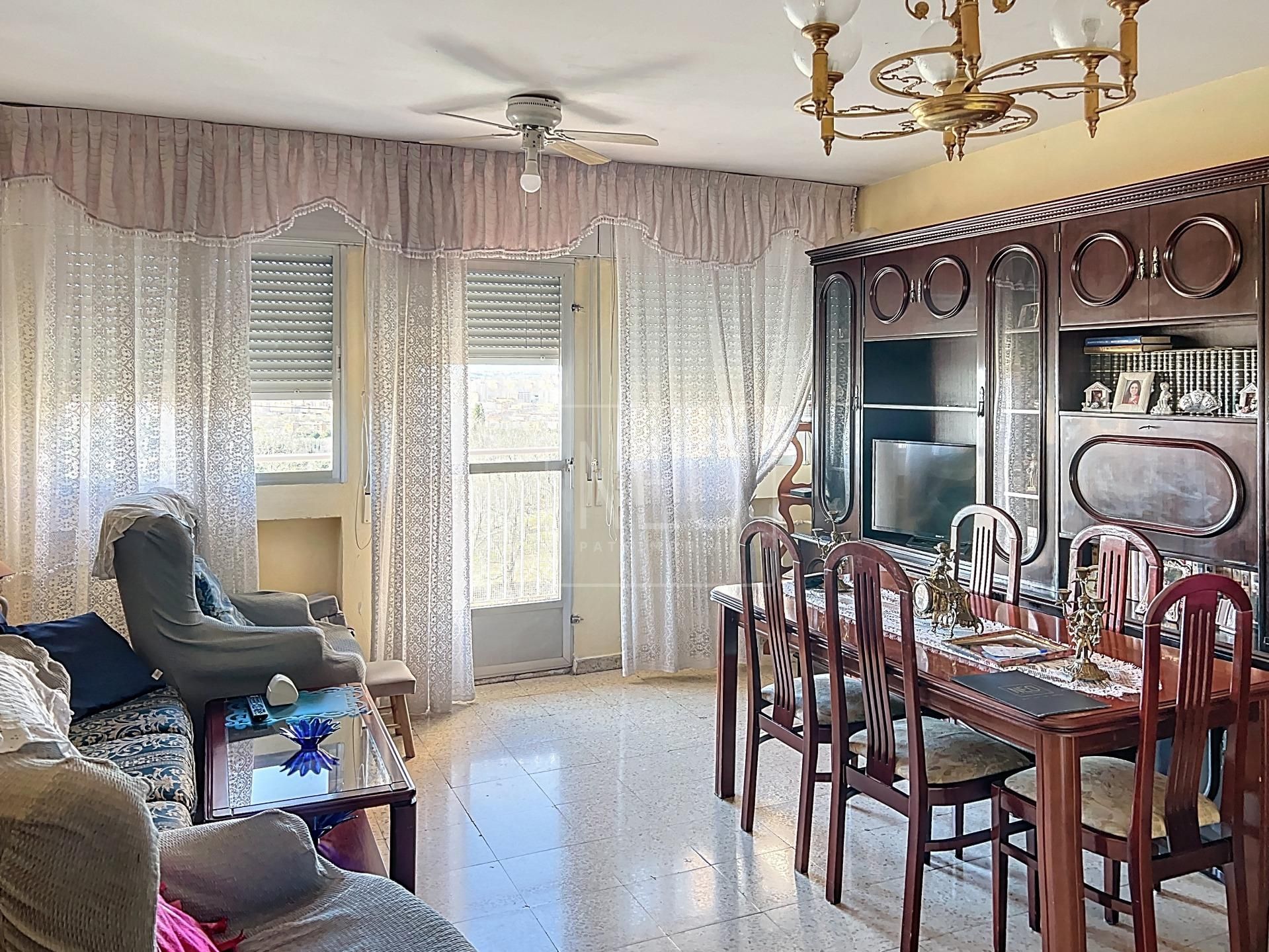 Living room of Flat for sale in  Madrid Capital  with Terrace