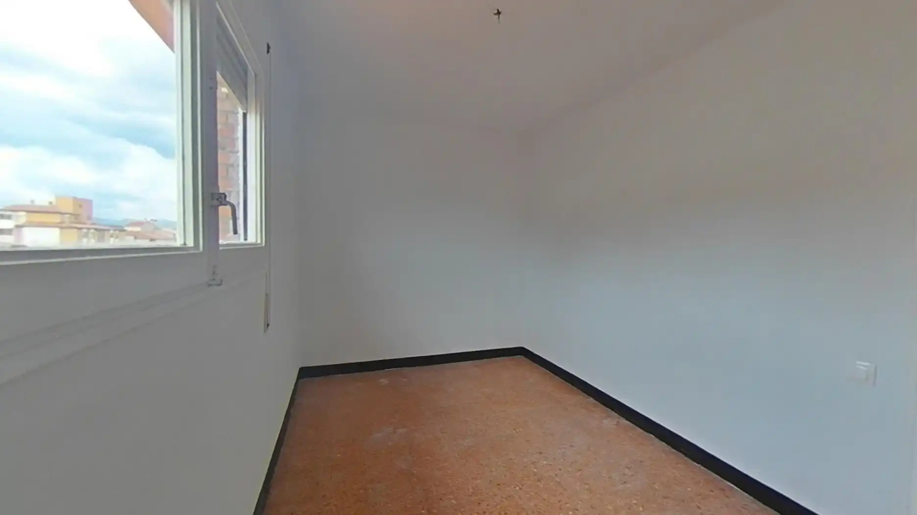Flat for sale in de Sant Narcís, Sant Narcís