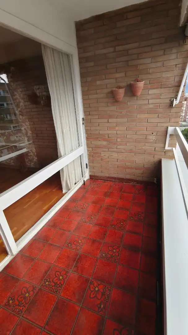 Piso en venta en Barcelona con Calefacción, Parquet y Horno