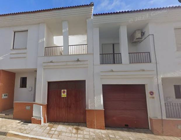 Casa-chalet en Venta en C/ Miguel Hernández en Gibraleón