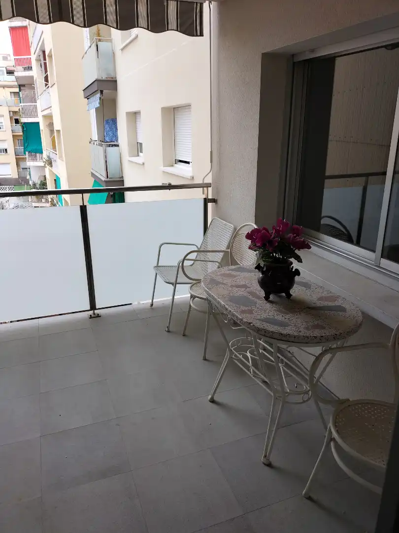 Wohnung mit Terrasse zum Verkauf in Castell - Poble Vell
