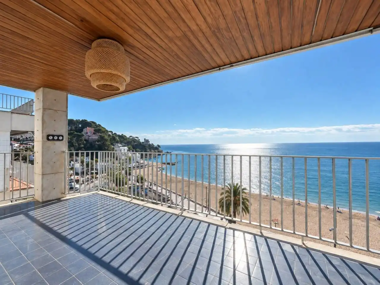 Ático con ascensor en venta en Calle Calafats