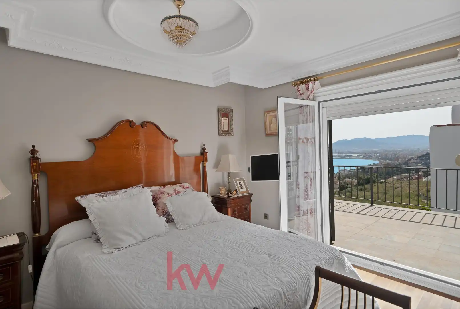 Habitación de Casa o chalet en venta en Málaga con Aire acondicionado, Calefacción y Jardín privado