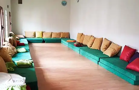 Sala d'estar de Casa o xalet en venda en Valdeverdeja amb Aire condicionat, Jardí privat i Terrassa