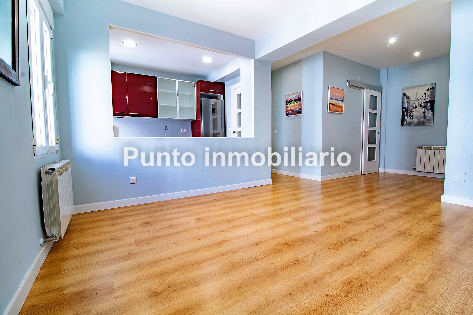 Living room of Flat to rent in Valladolid Capital  with Heating, Parquet flooring and Storage room