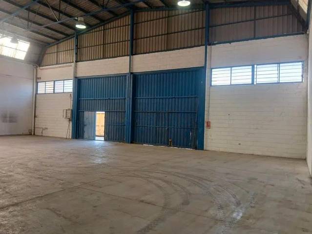 Nave industrial en Alquiler en Calle Nieve en Pla de la Vallonga