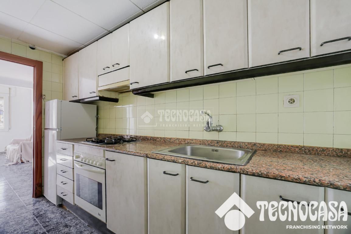 Kitchen of Flat for sale in El Prat de Llobregat