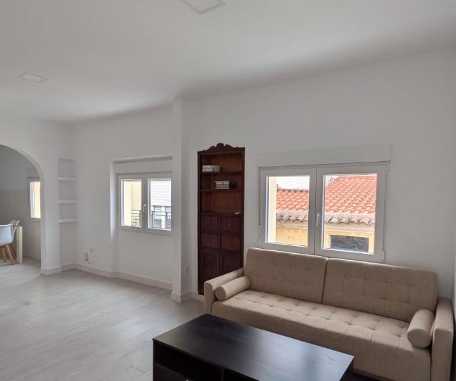 Photo 1 of Flat to rent in Calle Bravo Murillo, Casco Antiguo, Badajoz