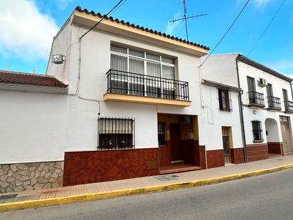 Exterior view of Single-family semi-detached for sale in Humilladero  with Terrace