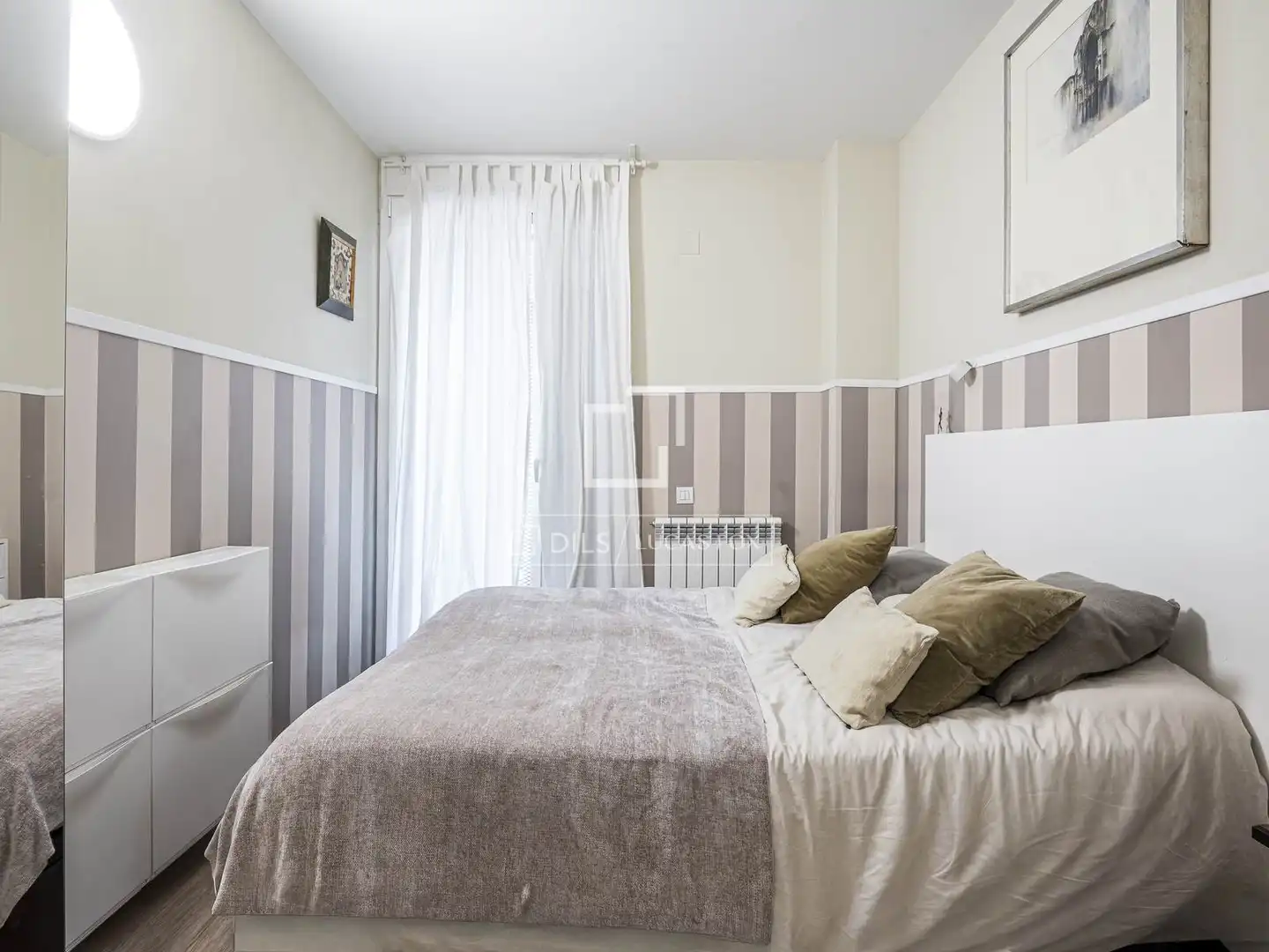 Schlafzimmer von Wohnung zum Verkauf in Sant Cugat del Vallès mit Klimaanlage, Terrasse und Schwimmbad