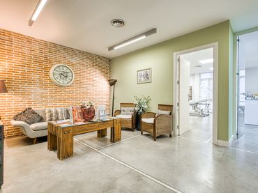 Piso con balcón en venta en Calle de Miguel Ángel 11