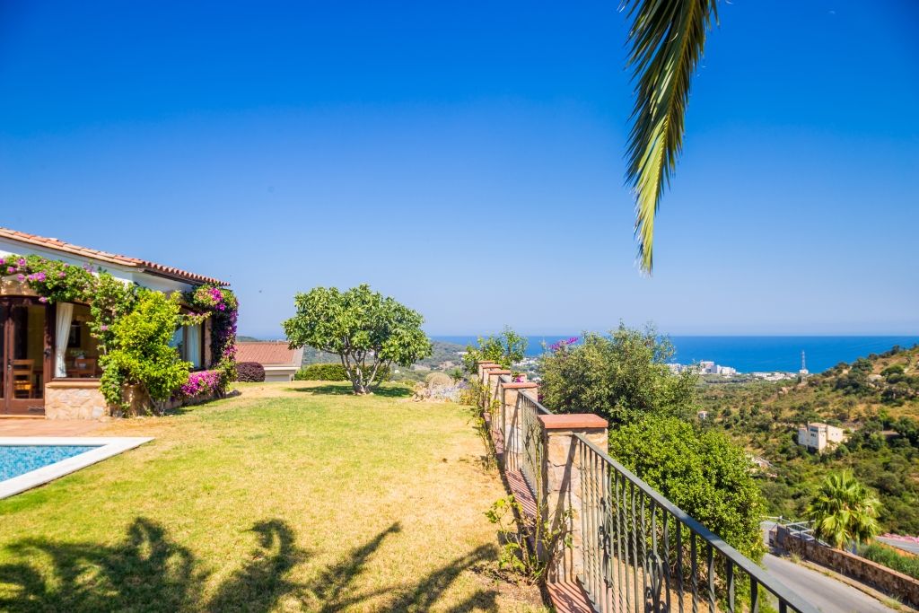 Garden of House or chalet for sale in Castell-Platja d'Aro  with Air Conditioner, Heating and Private garden