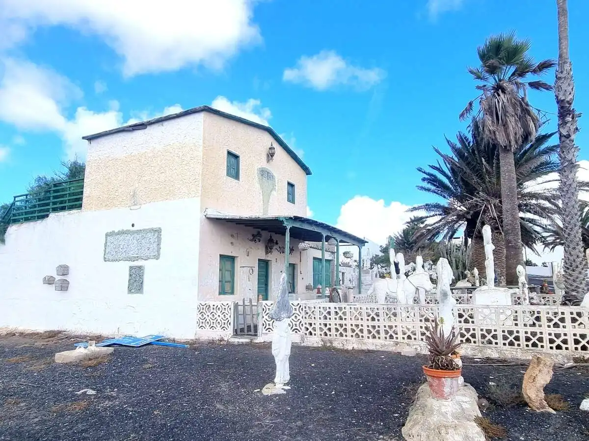 Finca rústica en venta en Villa de Teguise