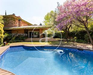 Jardí de Casa o xalet de lloguer en Sant Cugat del Vallès amb Aire condicionat, Terrassa i Piscina