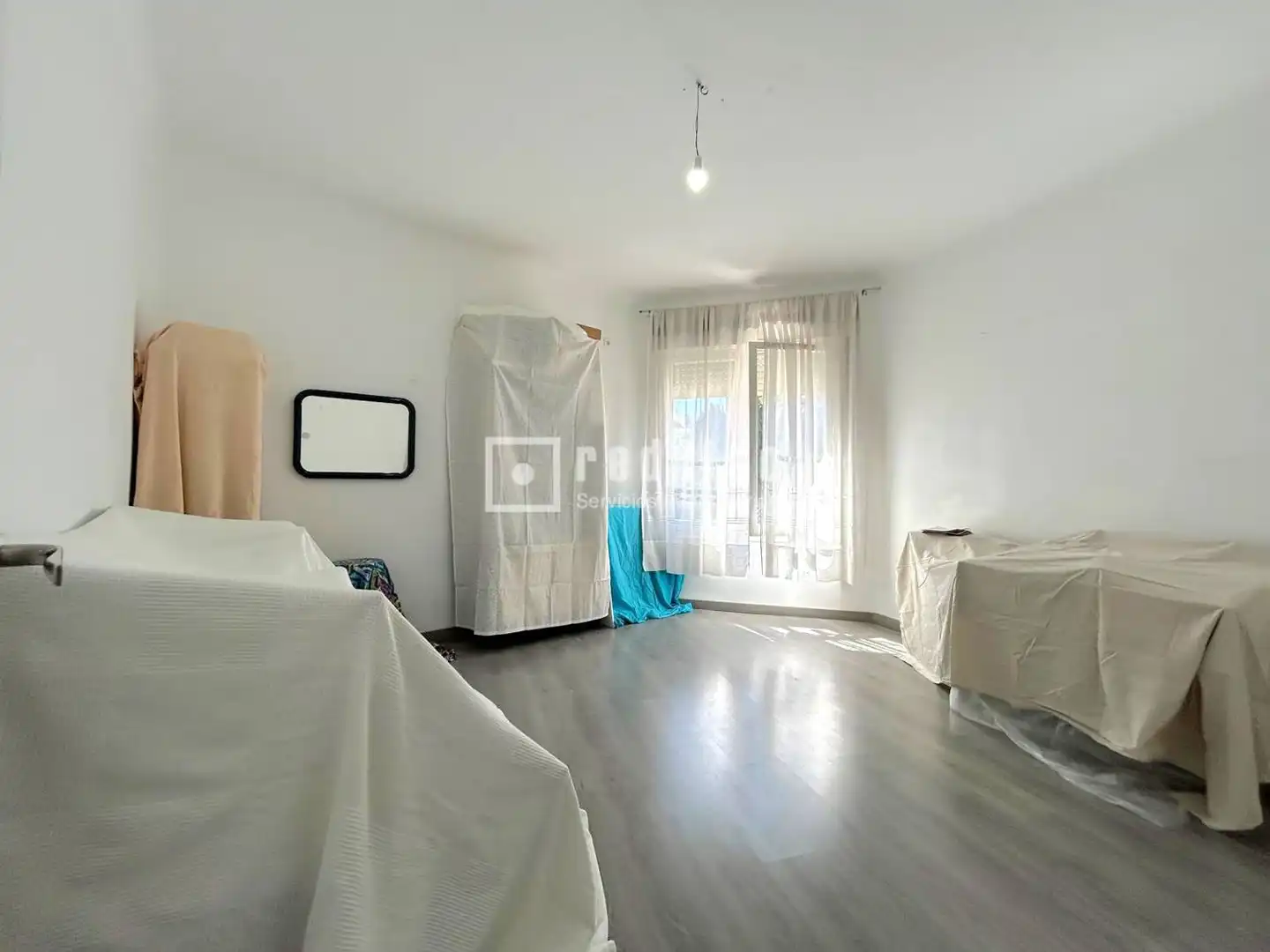 Habitación de Piso en venta en Madrid con Jardín privado