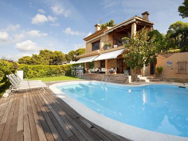 Maison avec piscine à vendre à Tamariu