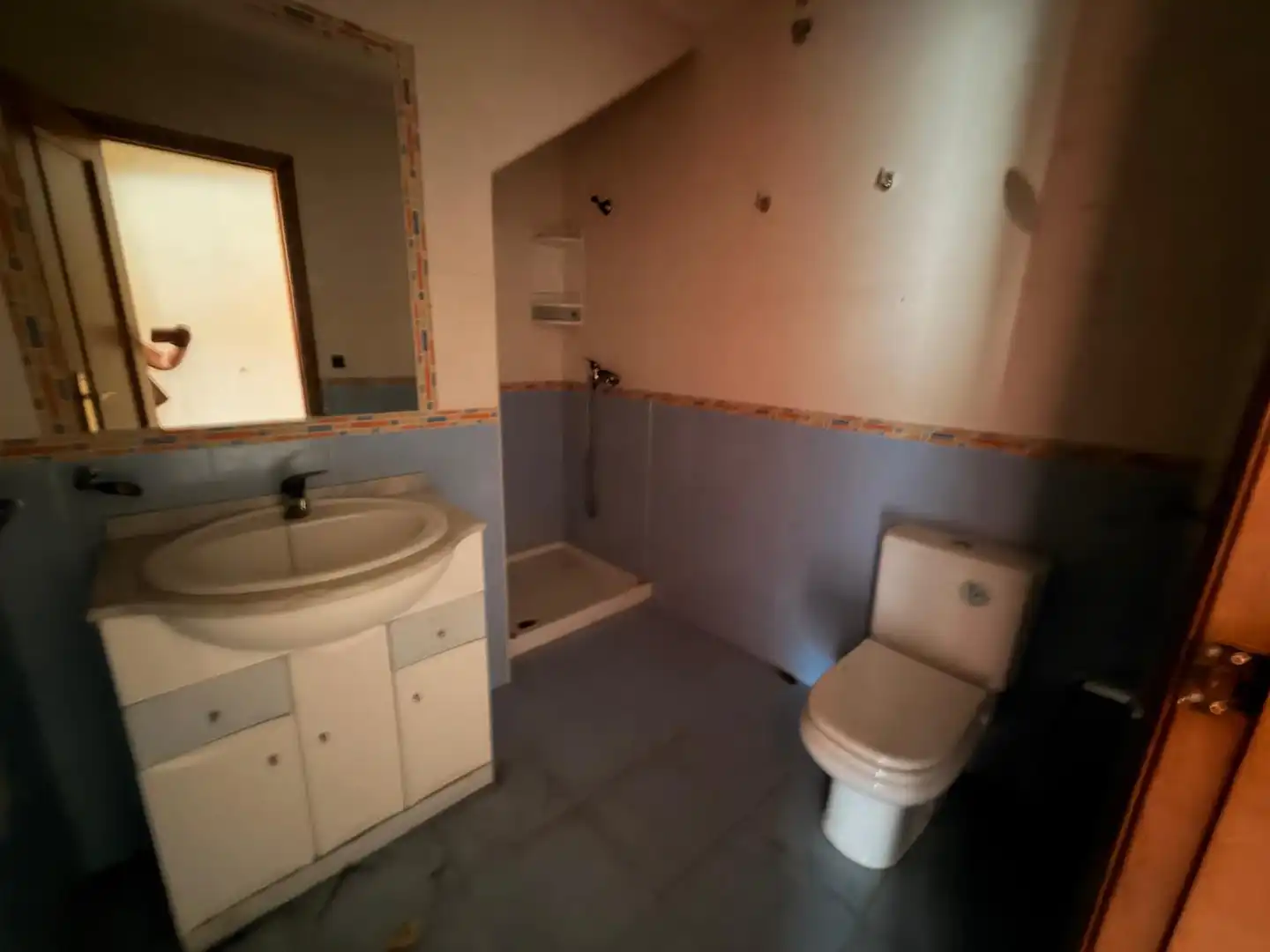 Baño de Apartamento en venta en Benferri con Terraza, Balcón y Piscina comunitaria