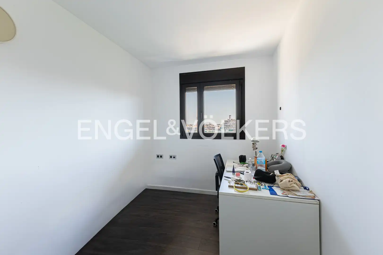 Flat for sale in Barcelona  with Air Conditioner, Heating and Parquet flooring