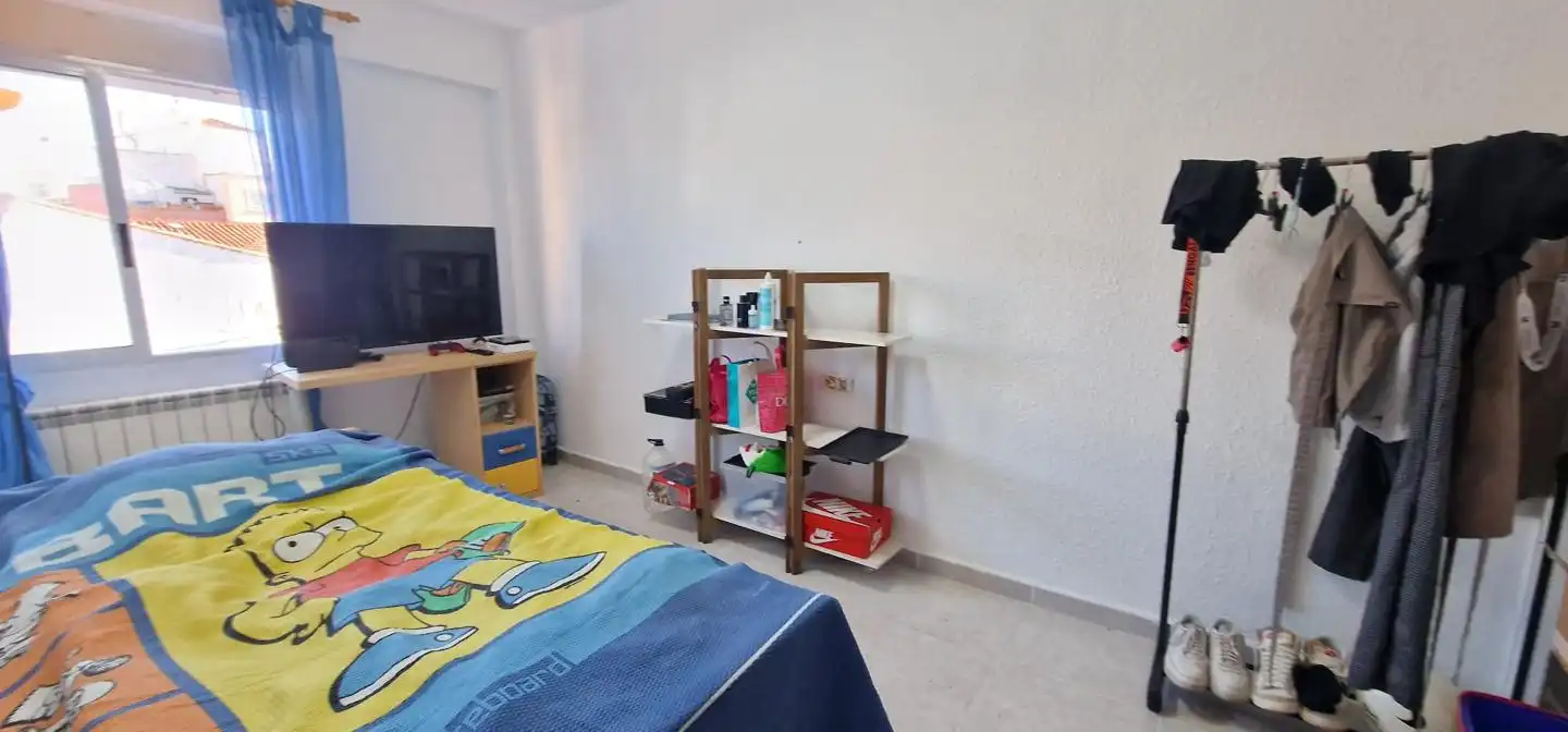 Bedroom of Flat for sale in Zaragoza  with Air Conditioner, Heating and Furnished
