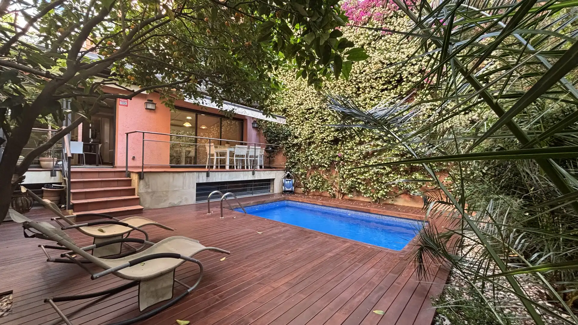 Piscina de Casa o xalet de lloguer en  Barcelona Capital amb Aire condicionat, Calefacció i Jardí privat