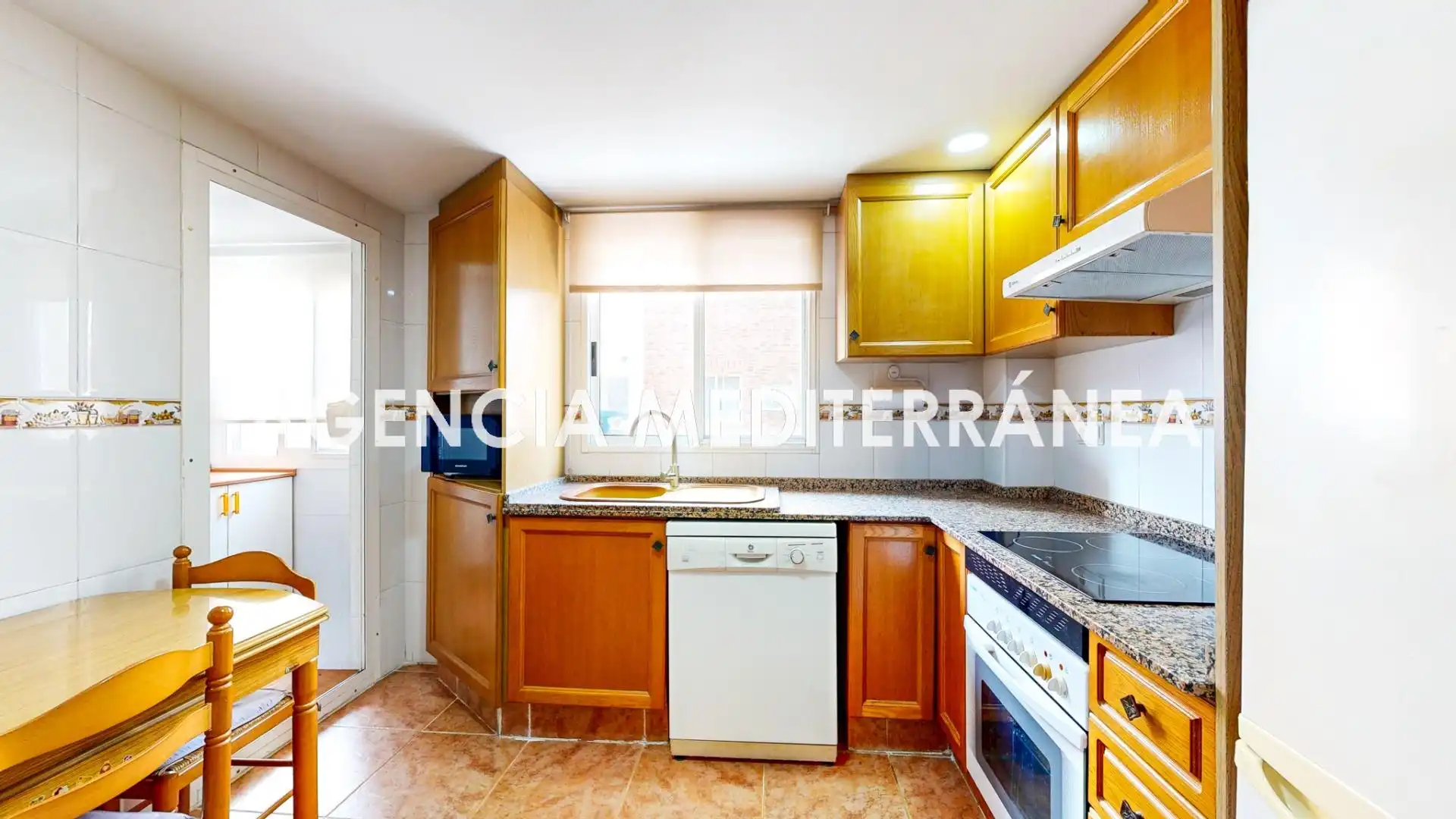 Kitchen of Flat for sale in Alfafar  with Air Conditioner