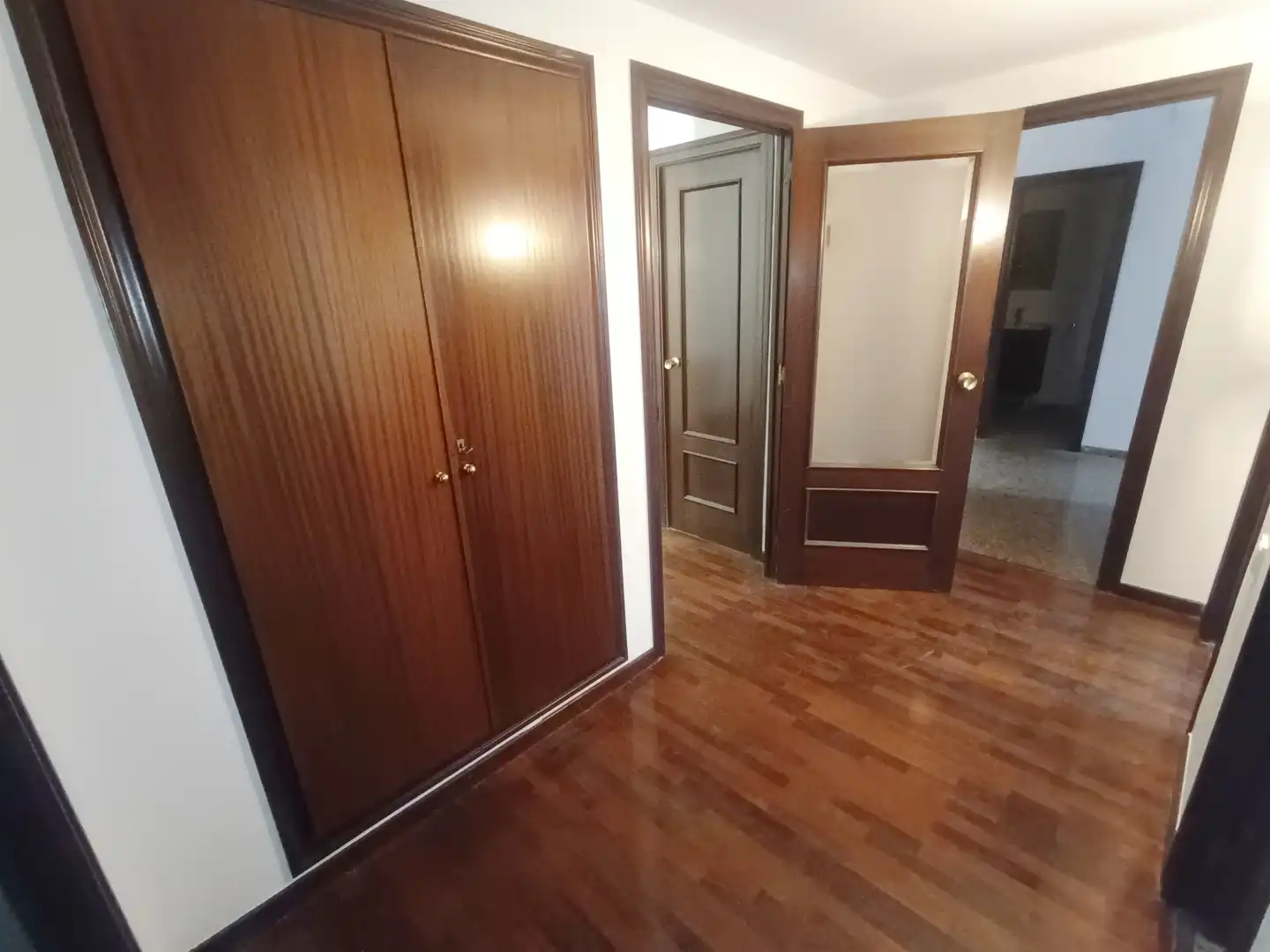 Piso en venta en Lleida con Calefacción, Parquet y Terraza