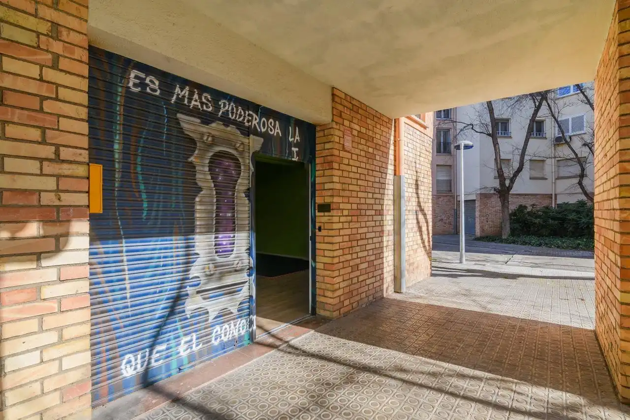 Geschaftsraum zum Verkauf in Manresa