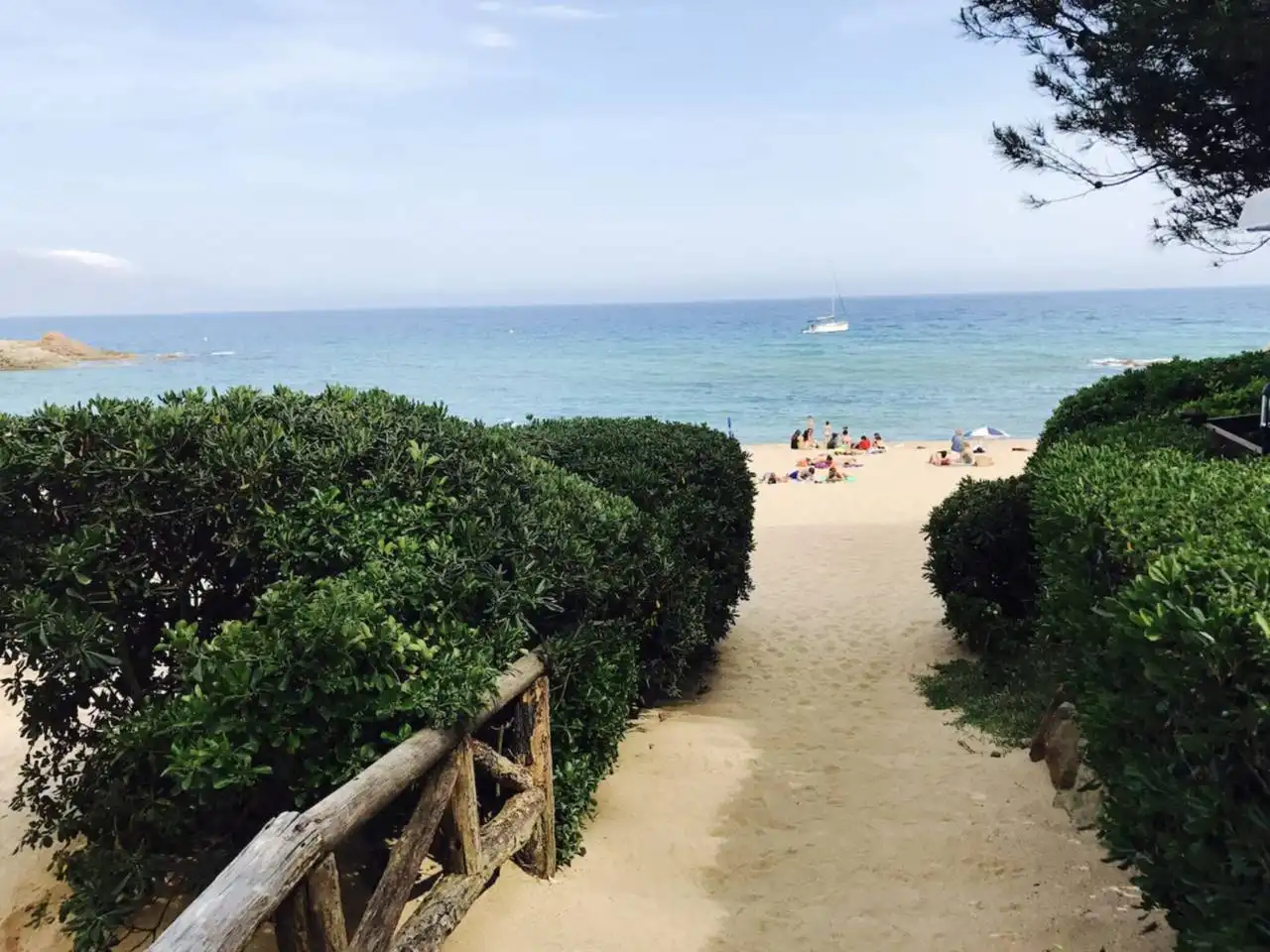 Vista exterior de Casa o xalet en venda en Blanes amb Aire condicionat, Calefacció i Jardí privat