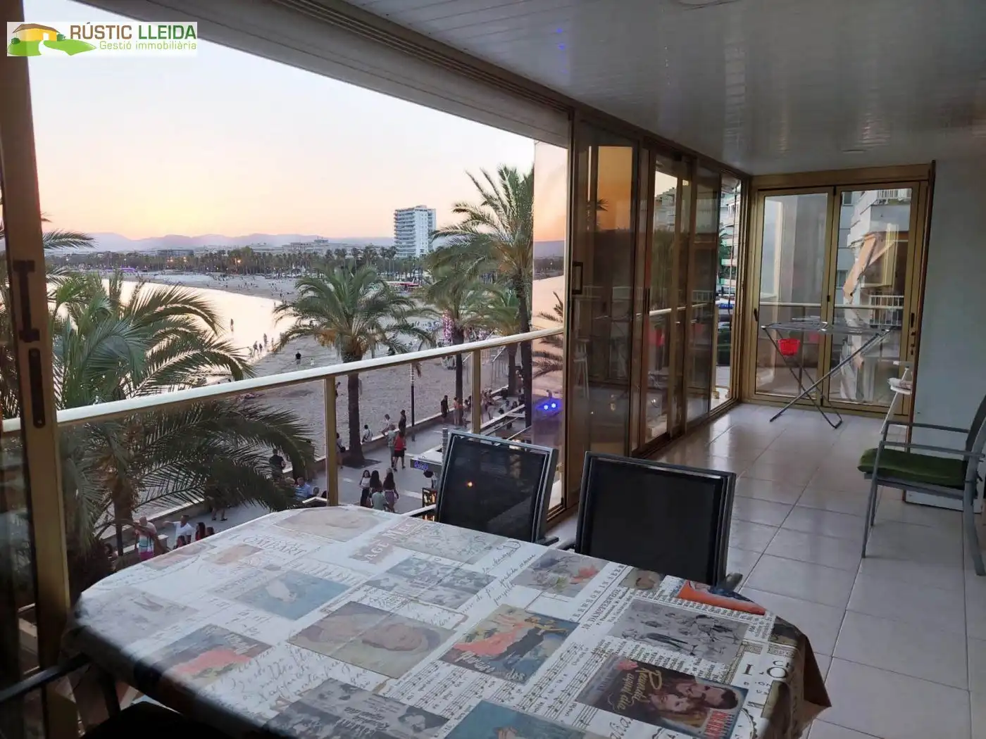 Apartamento de alquiler en Calle Colón, Mar i Camp - Platja dels Capellans