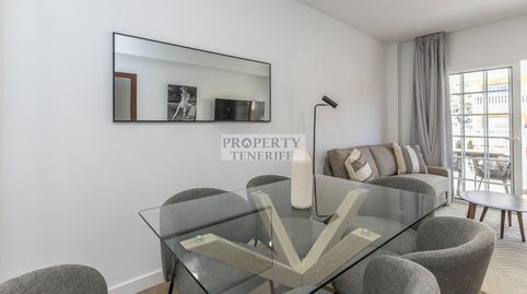 Foto 2 de Piso en venta en Palm - Mar, Arona