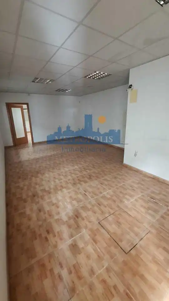 Fabrikhallen zur Miete in Burriana / Borriana