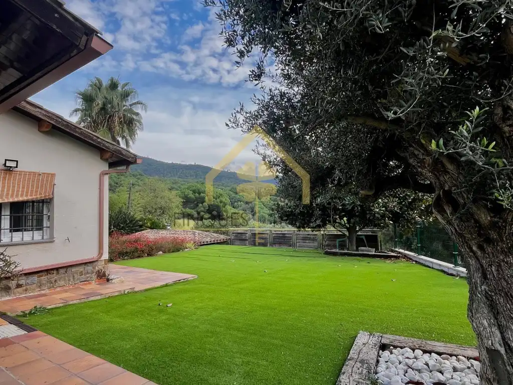 Jardí de Casa o xalet en venda en La Garriga