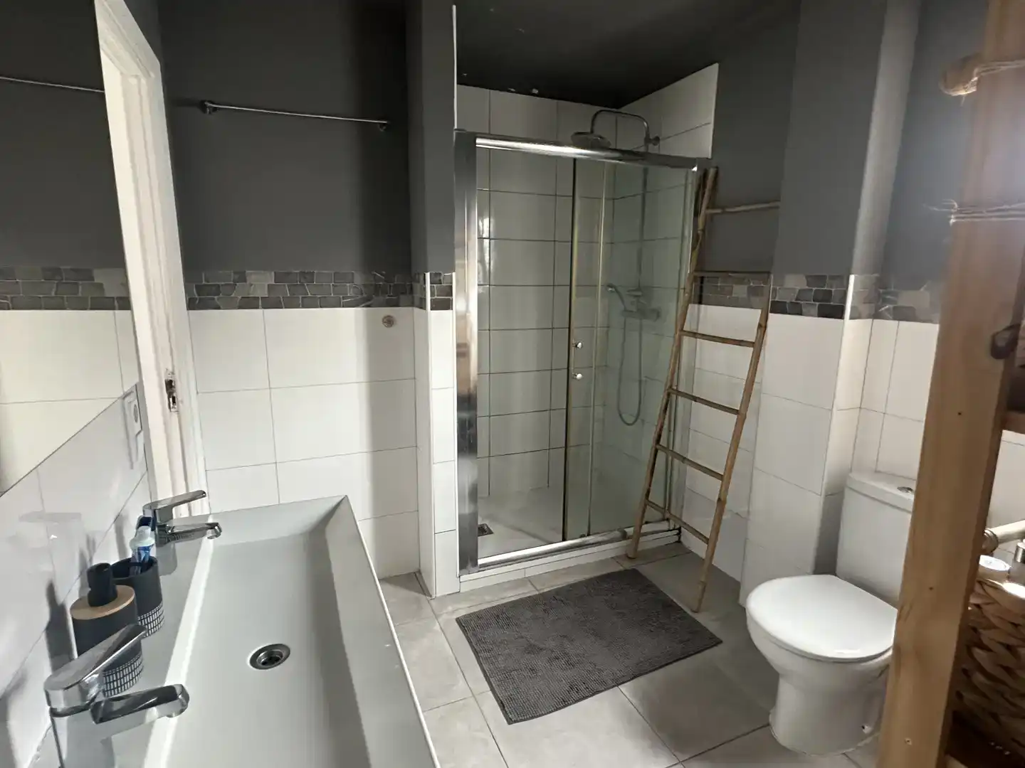 Baño de Ático de alquiler en  Palma de Mallorca con Aire acondicionado, Parquet y Amueblado