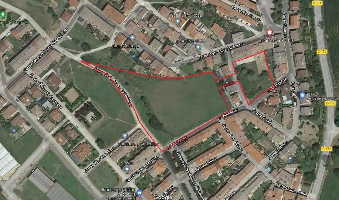 Terreno residencial en venta en Carrer Montseny