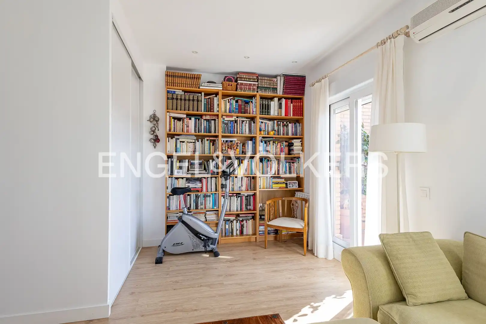 Sala de estar de Ático en venta en Casco Antiguo
