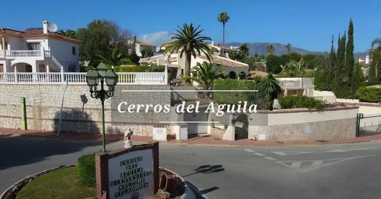 Residencial en venda a Calle MILANO-CERROS AGUILA, 21, Hipódromo - Cerrado del Águila