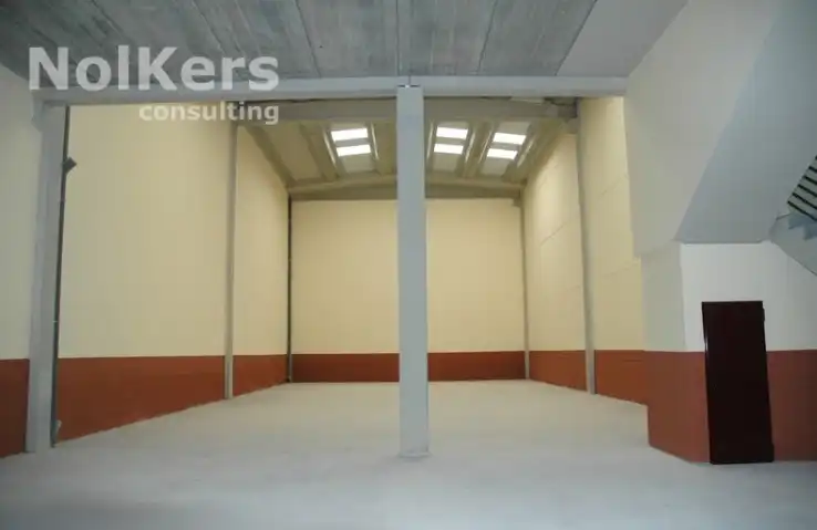 Nave industrial de alquiler en Abrera