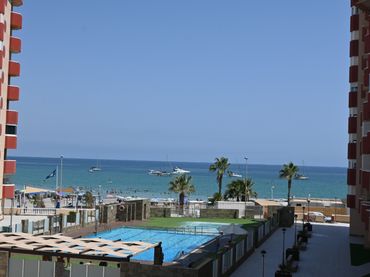 Apartament amb piscina en venda a Calle G 1G