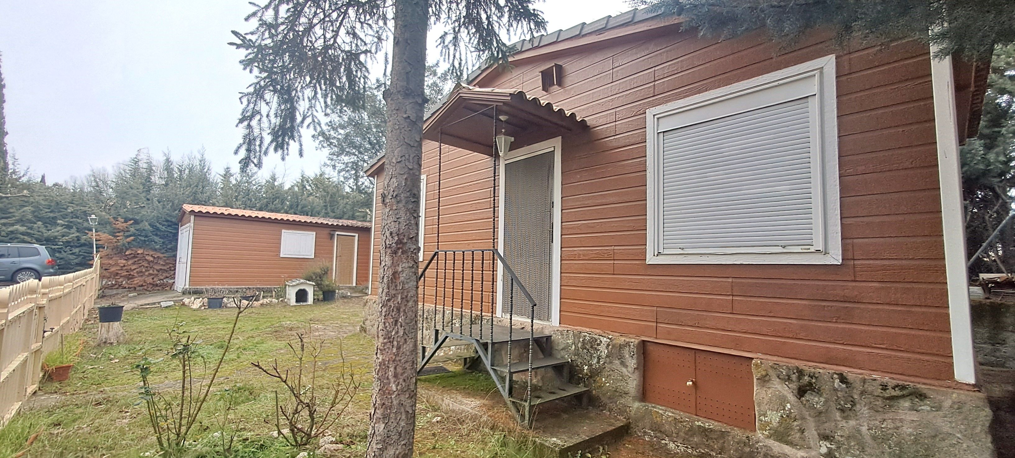 Vista exterior de Casa o xalet en venda en Ituero y Lama amb Jardí privat i Moblat