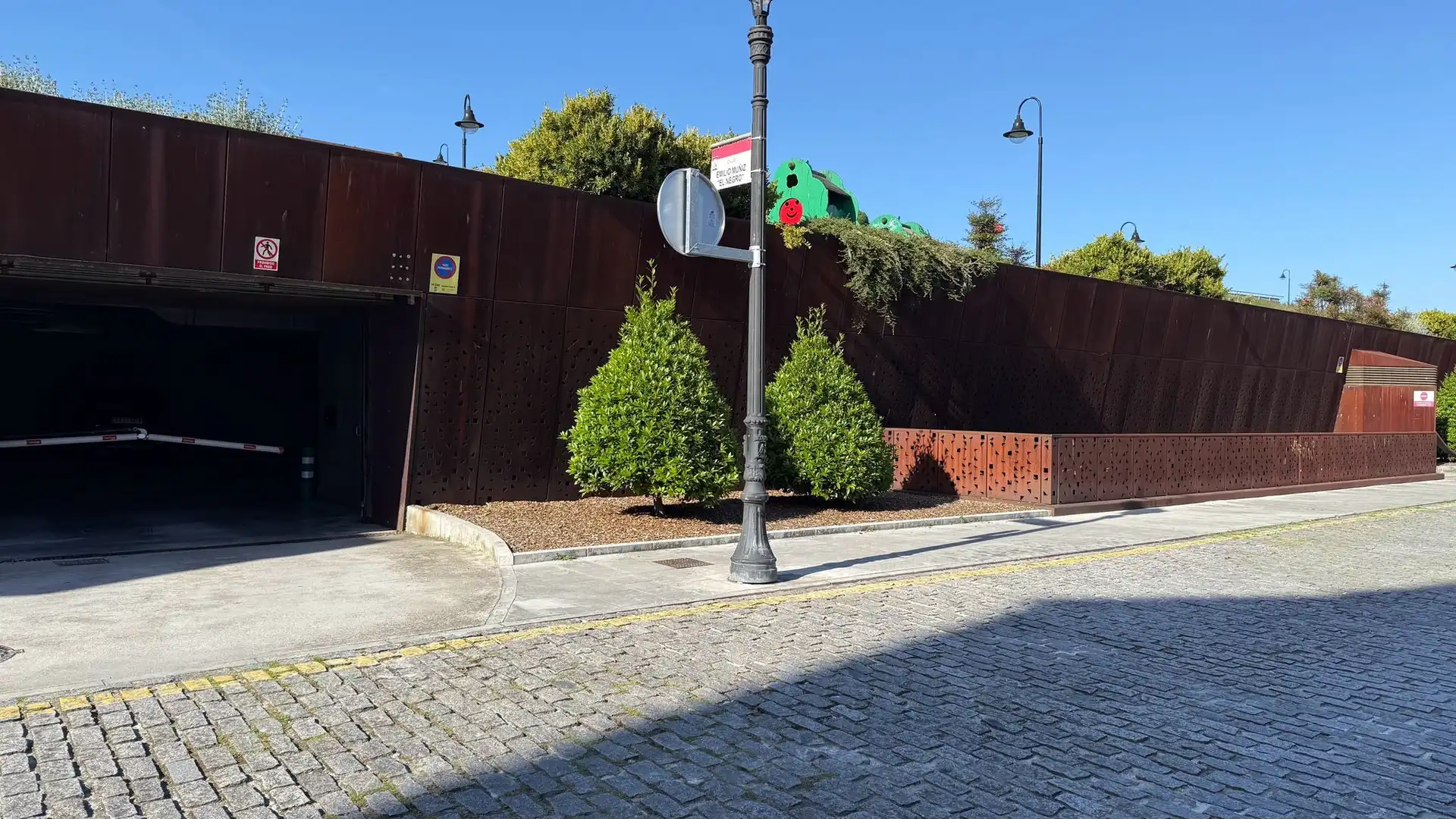 Exterior view of Garage for sale in Gijón 