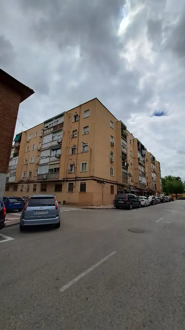 Vista exterior de Piso en venta en Madrid con Aire acondicionado y Calefacción